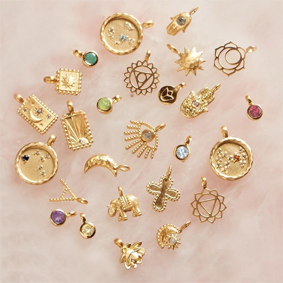 Charms Hamsa