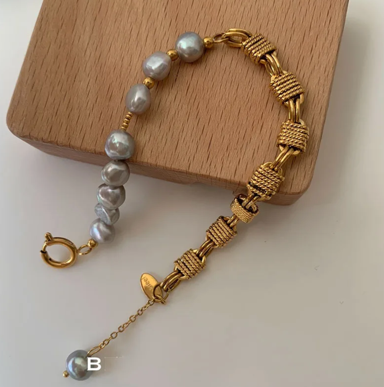 Pulsera de perlas Grises Cybele